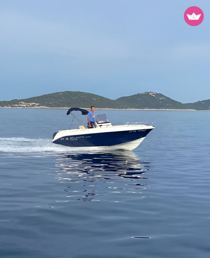 Bateau à moteur Atlantic Marine Open 530 70cv