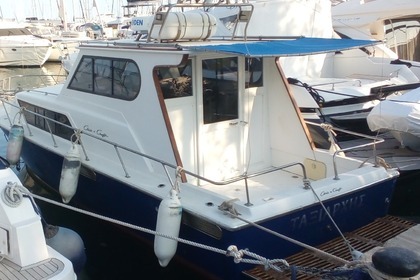 All-inclusive Economic Cruises with Profesional Yacht ChrisCraft 260HP and mandatory skipper included