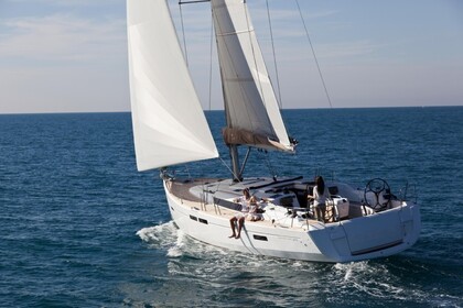 Alquiler Velero JEANNEAU SUN ODYSSEY 479 Alimos