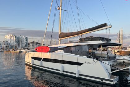 Location Catamaran FOUNTAINE PAJOT AURA 51-4 CABINS Marigot