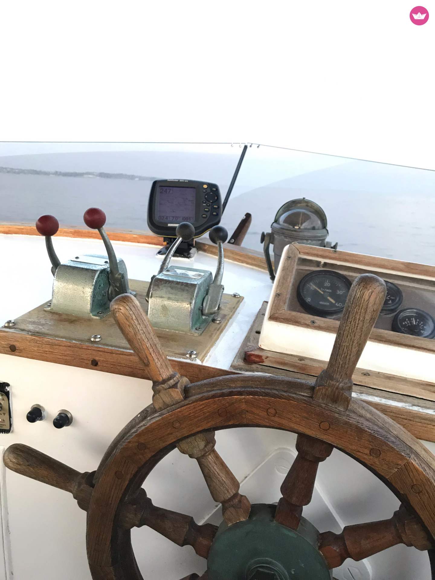 Location Bateau à moteur American Marine Grand Banks 42 Classic Antibes