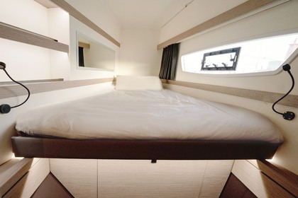 CATAMARÁN – FOUNTAINE PAJOT ISLA 40 “ATLANTIC”