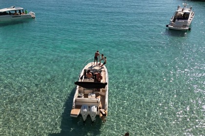 Quicksilver 875 Activ Sundeck 2024