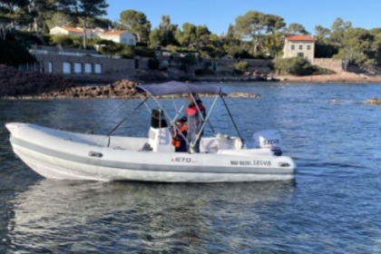 Noleggio Gommone Selva Marine 570 Port Camargue
