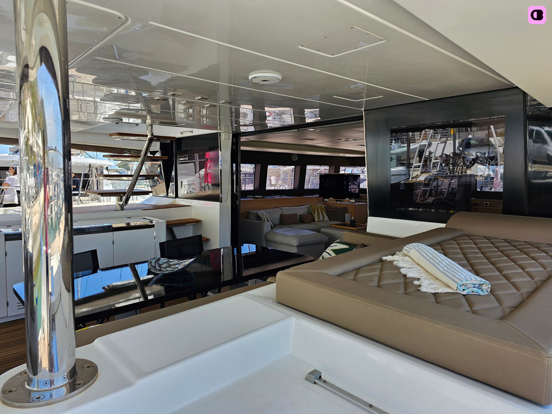 Catamaran Lagoon LAGOON 630 MY 19.5m 8