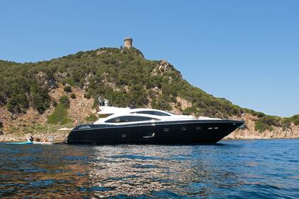 Location Yacht à moteur Sunseeker Predator 84 Ajaccio