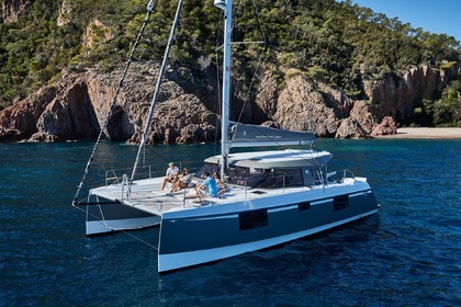 Hire Catamaran Bavaria Nautitech 40 Open Premium Le Marin