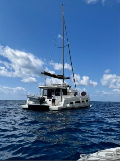 Castellammare di Stabia Catamaran Luxury Catamaran Amalfi Coast alt tag text