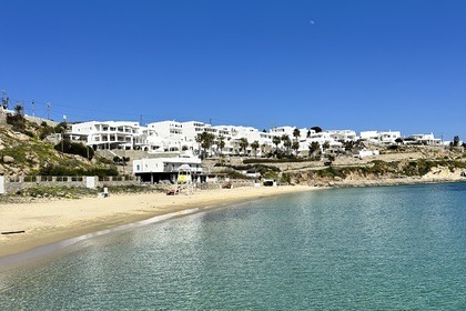 Private cruise around Mykonos or Rhenia island