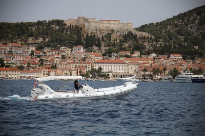 Hire RIB Sacs Marine Strider 10 Split