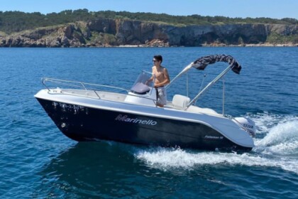 Discover the coast of Girona in a Marinello motorb
