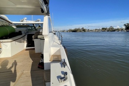 Noleggio Barca a motore Rio 42 Air Nettuno