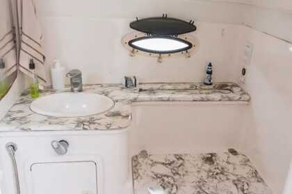 Charter Motorboat Runner Runner 380 Rio de Janeiro