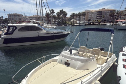 Location Bateau à moteur Jeanneau Cap Camarat 555 WA Fréjus