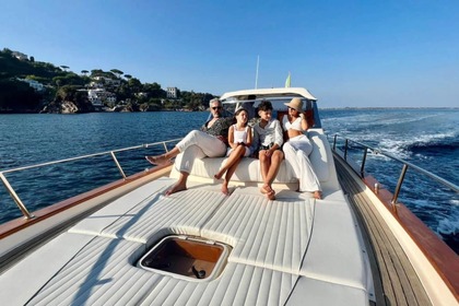 Hyra båt Motorbåt Fratelli Aprea 38 luxury gozzo sorrentino Capri