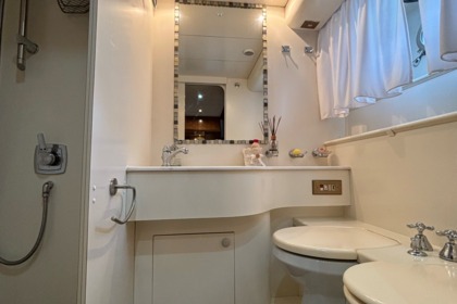 Yacht Canados 24 metri