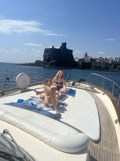 Catania Motorboat Fratelli Aprea Sorrento 36 HT alt tag text