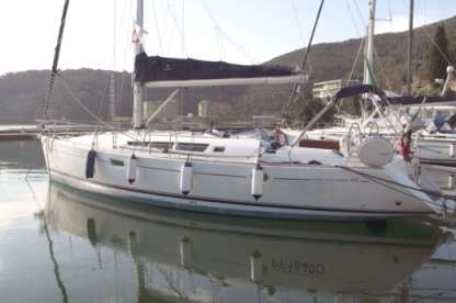 Charter Sailboat Jeanneau Sun Odyssey 45 Cannes