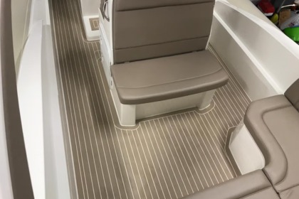 Rental RIB SALPA SOLEIL 28 Palamós