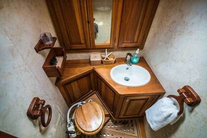 Legendary S/Y DarinkaII 52 ft in Corfu