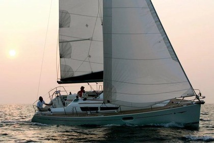 Charter Sailboat Jeanneau Sun Odiyssey 36i Nikiana
