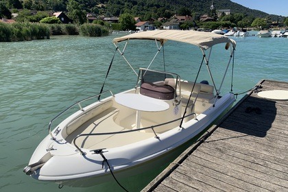 Czarter Łódź bez patentu  Beluga 490 Sévrier