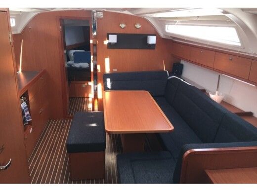 Sailboat BAVARIA 41 CRUISER Plano del barco