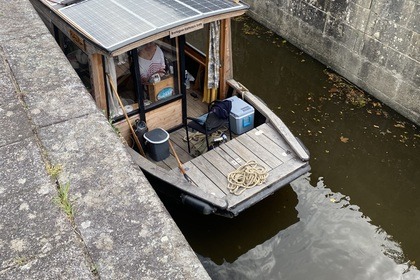 Location Bateau sans permis  Bretagne Bateaux Bois Pénette Bretonne 49/24 cabanée Saint-Vincent-sur-Oust