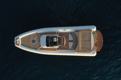 Noleggio Gommone Magazzù MX-11 Coupè Castellammare di Stabia