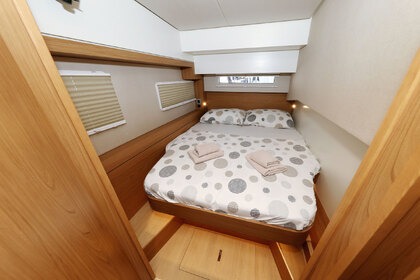 Hire Catamaran Catana Group Bali 4.2 - 4 + 1 cab. Biograd na Moru