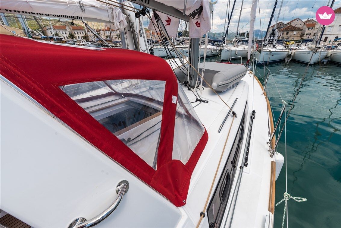 Voilier Bénéteau Oceanis 35.1 10m 5