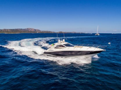 Charter Motorboat Sunseeker 53 Portofino Porto Cervo