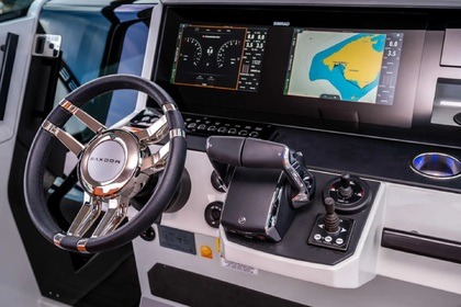 Una giornata nel yacht Saxdor 320 GTO da 600cv