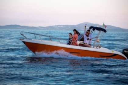 Hire Boat without licence  Terminal Boat 21 Salerno