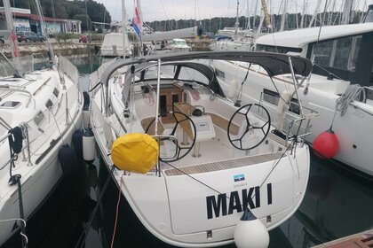 Location Voilier Bavaria Cruiser 34 Pula