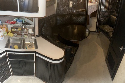 Luxurious Affordable 40ft Yacht