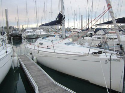 Charter Sailboat Beneteau First 27.7 Saint-Quay-Portrieux