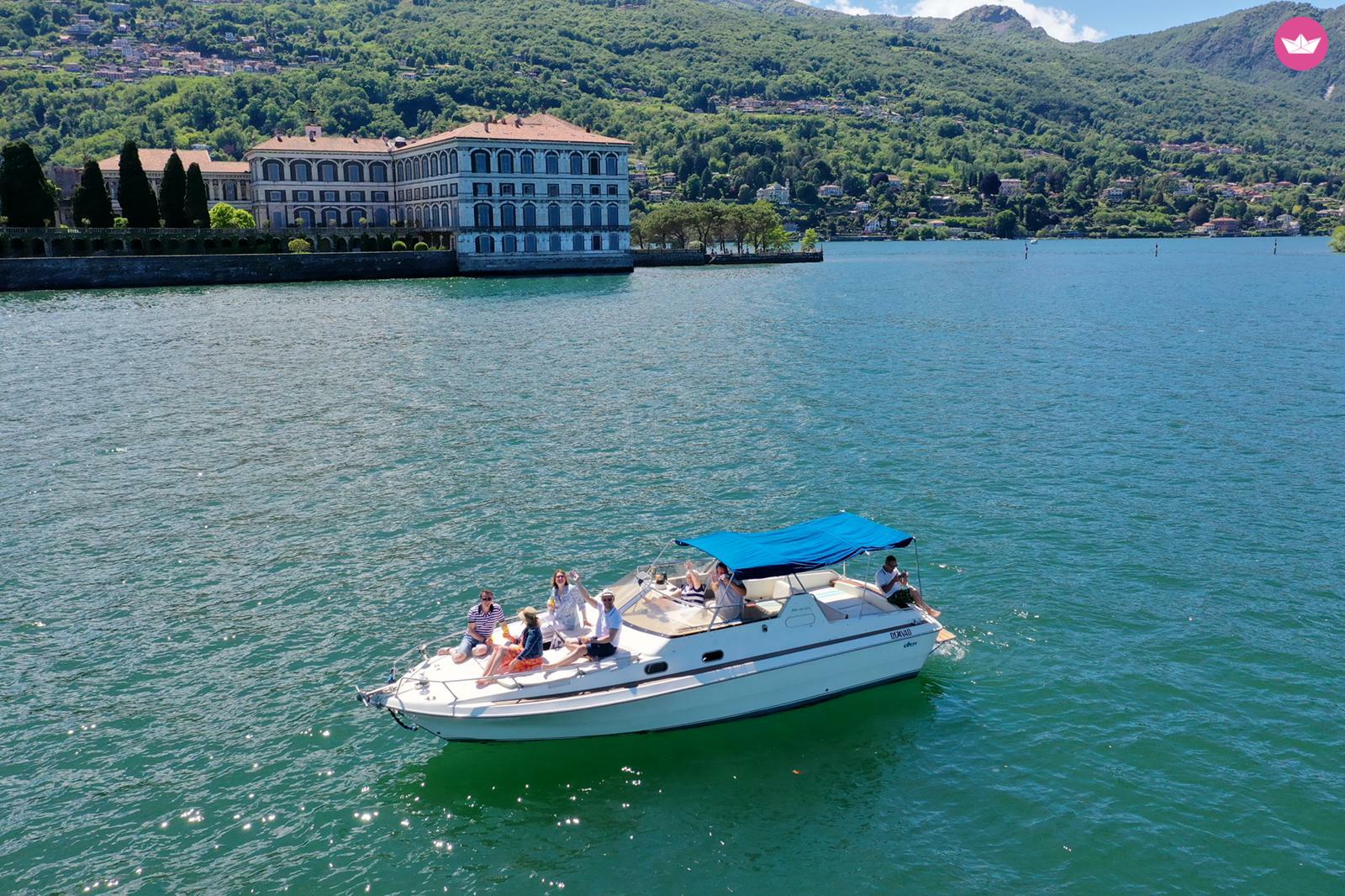 Bateau à moteur Ilver 30 Day Cabin Boat 400cv