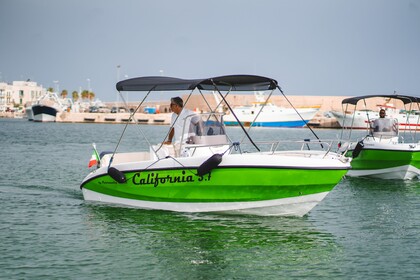 Чартер лодки без лицензии  Nautica Service Srl California 5.7 Мола-ди-Бари