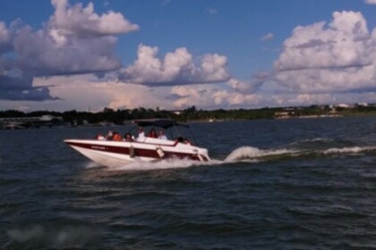 Rental Motorboat Ecomariner 26 pés proa aberta Brasília