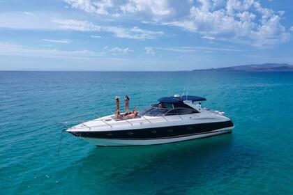 Hire Motorboat Sunseeker 50 Camargue La Paz