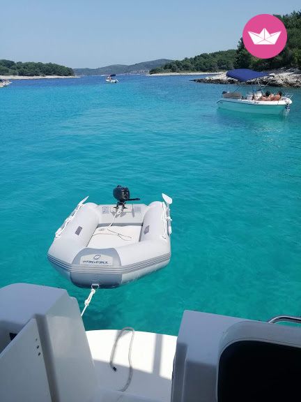 Motorboat Bayliner 285 Ciera Cruiser  