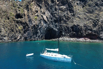 Rental Sailboat Beneteau First 34.7 Funchal