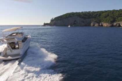 Jeanneau Prestige 400 Fly (***ALL INCLUSIVE PRICES***)