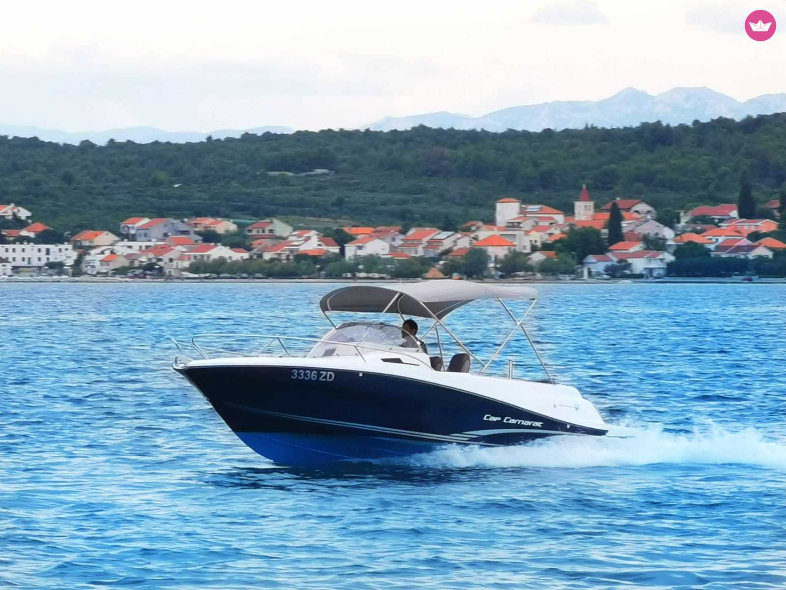 Charter Motorboat Jeanneau Cap Camarat 6.5 Wa Zadar