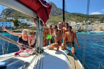 Rental Sailboat Cantiere Ricevuto SUN ODYSSEY 37 Trapani