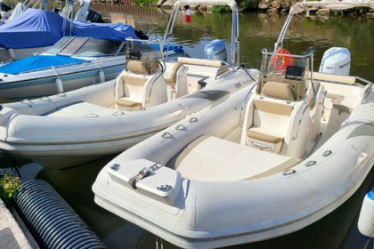 Semi-rigide BSC 6m50 150cv 6/8pers.