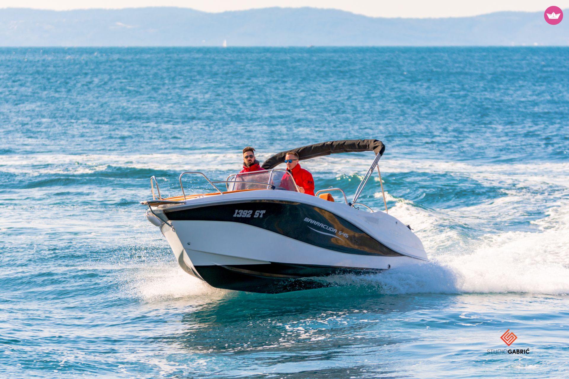 Barca a motore Okiboats Barracuda 545 da noleggiare