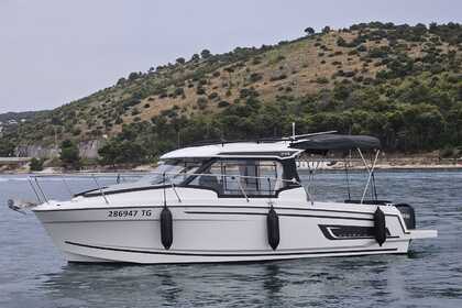 Rental Motorboat Jeanneau Merry Fisher 795 Trogir