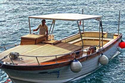 Charter Motorboat Lancia Aprea Gozzo Sorrentino Praiano